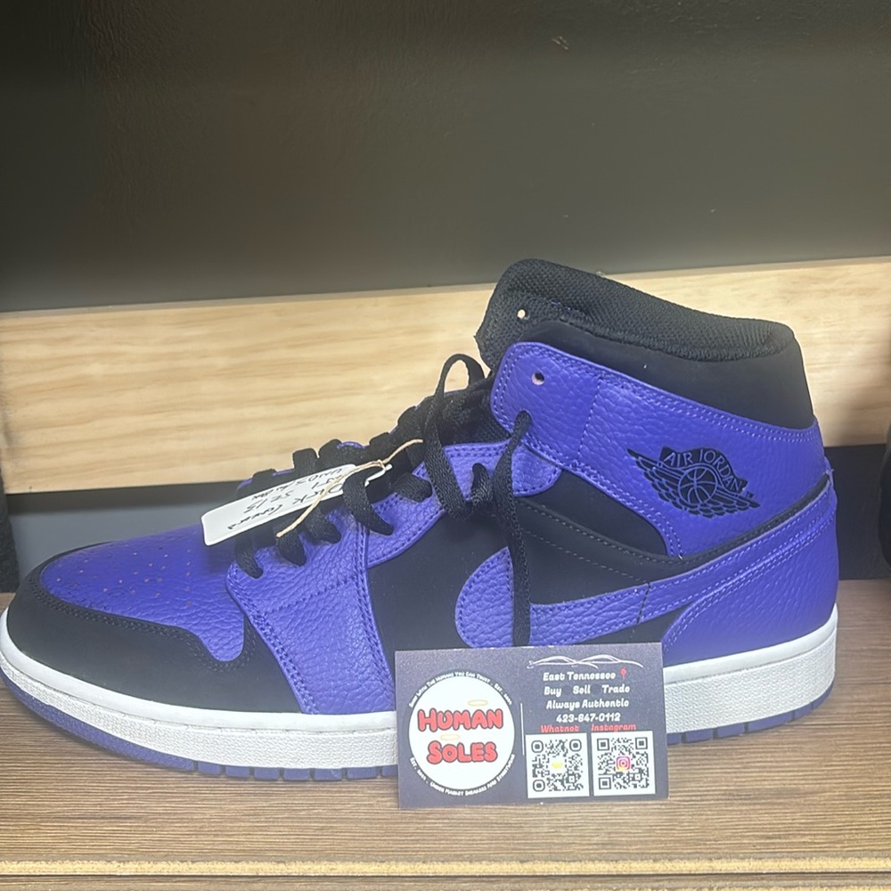 Jordan 1 Mid Dark Concord